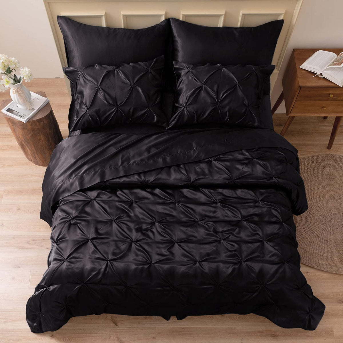 MR&HM satin comforter full seven-piece flat-lay shows luxurious texture and streamlined bedding