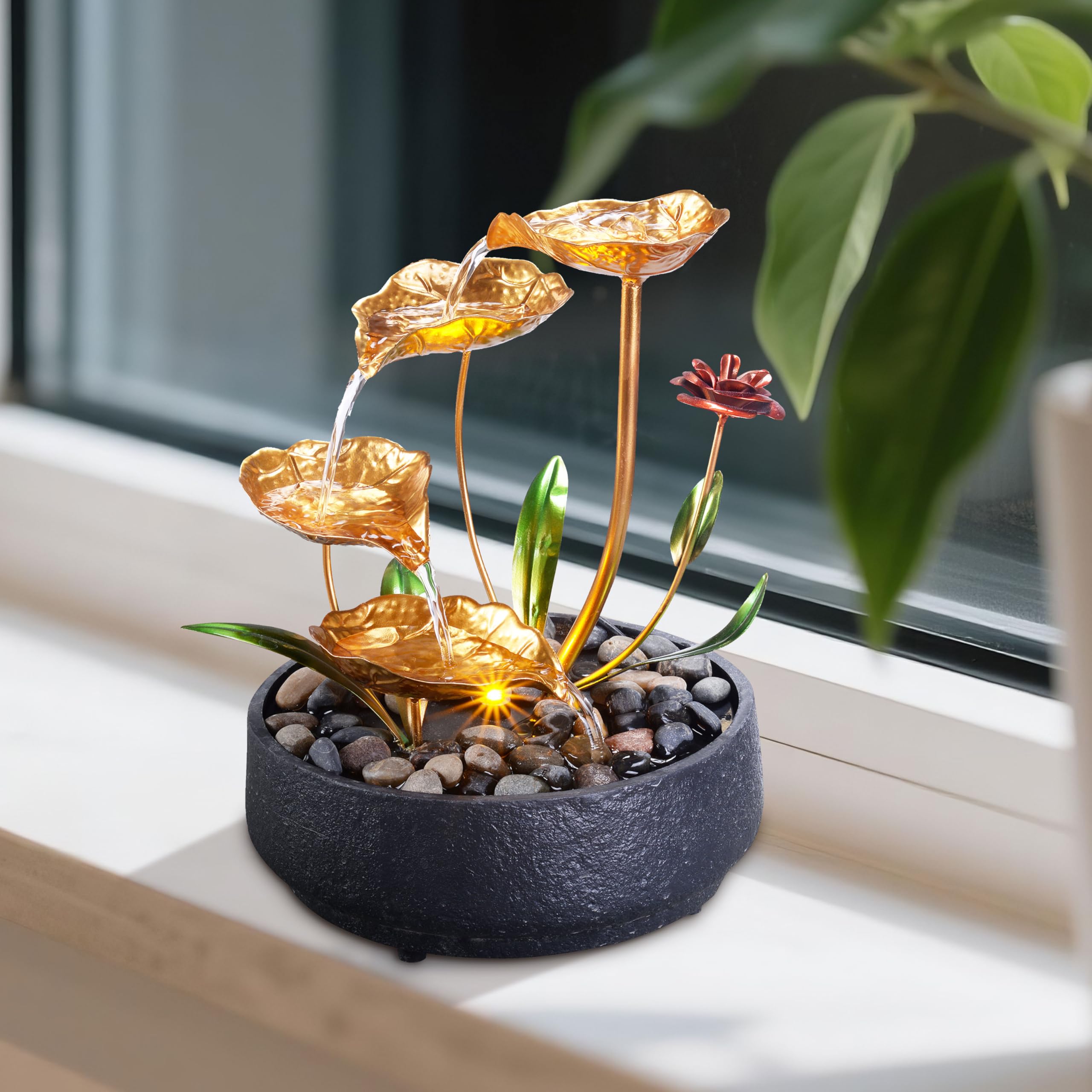 MSEONWXI compact desk fountain fits small spaces for a peaceful home office.