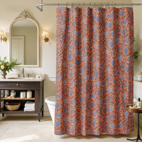 MUGINYU 72x72 inch shower curtain demonstrates generous coverage for standard baths.