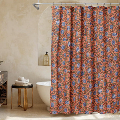 MUGINYU shower curtain with 12 rust-resistant grommets enables smooth, durable installation.