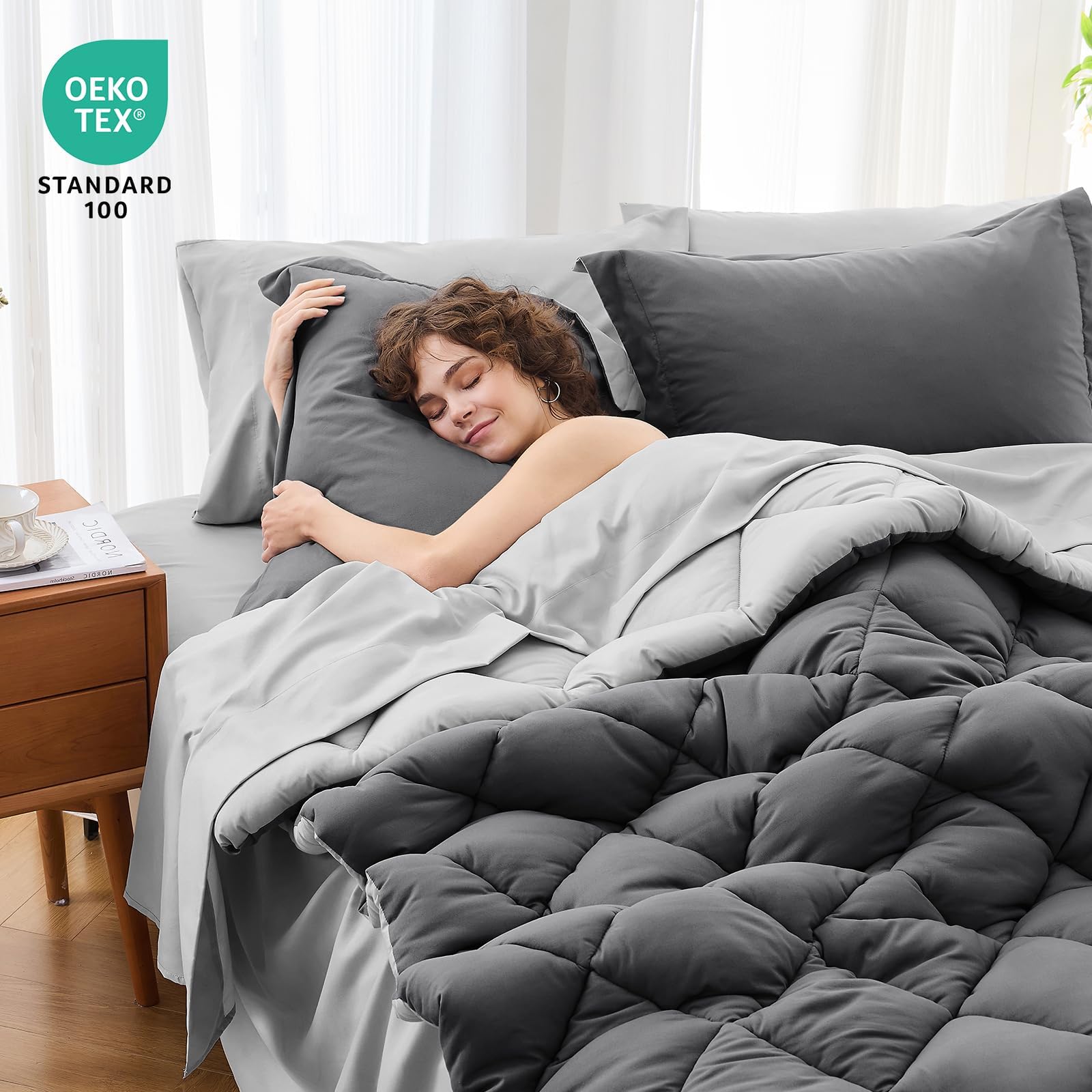 MUXHOMO envelope-closure pillowcases keep pillows neatly aligned