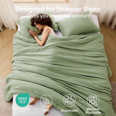 MUXHOMO Green Queen Comforter on bed, spread with vibrant, calming color