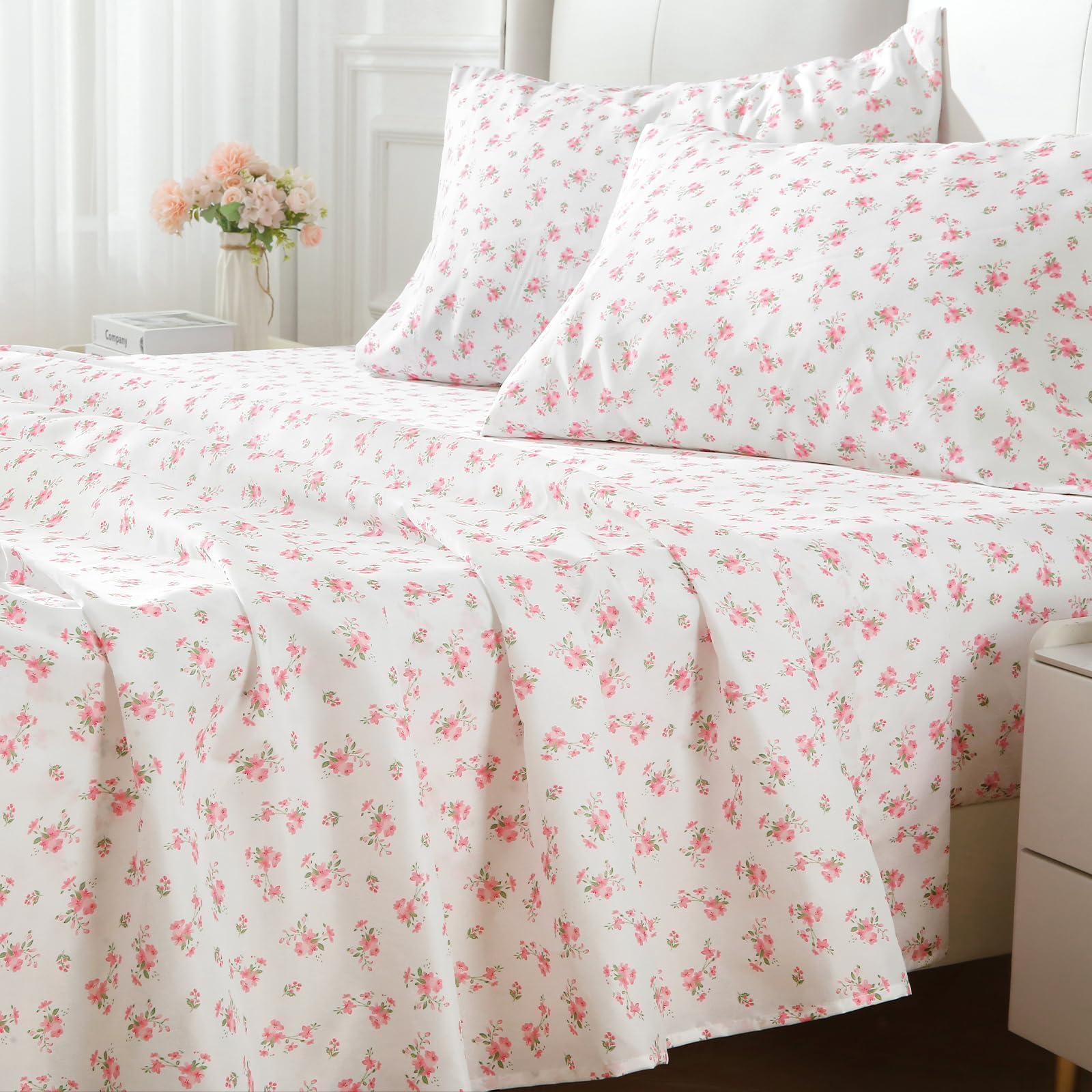 14 pattern options, including Blossoms Pink, for versatile bedroom style.