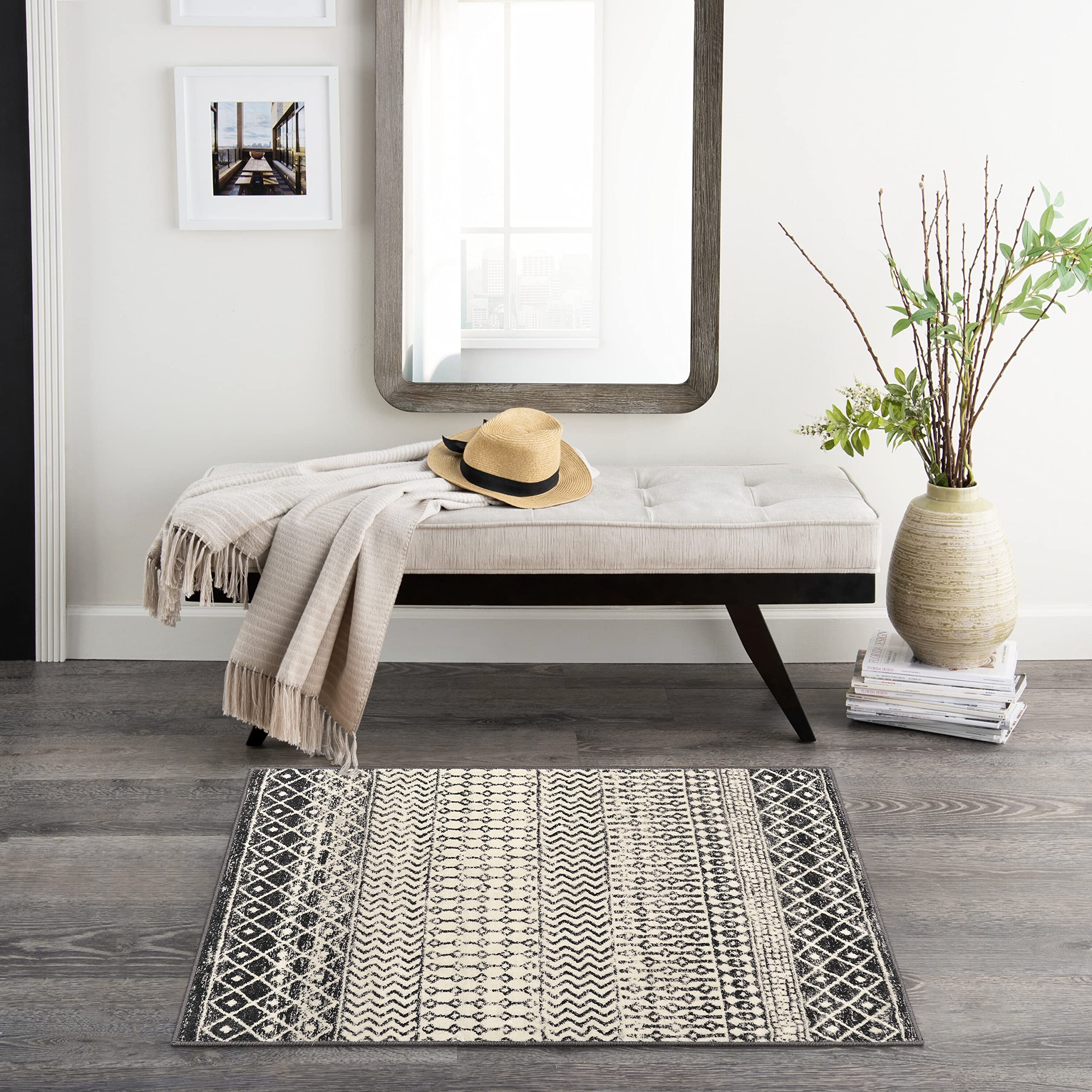 Nailttos multi-purpose rug suits entryways, kitchens, and bedrooms.