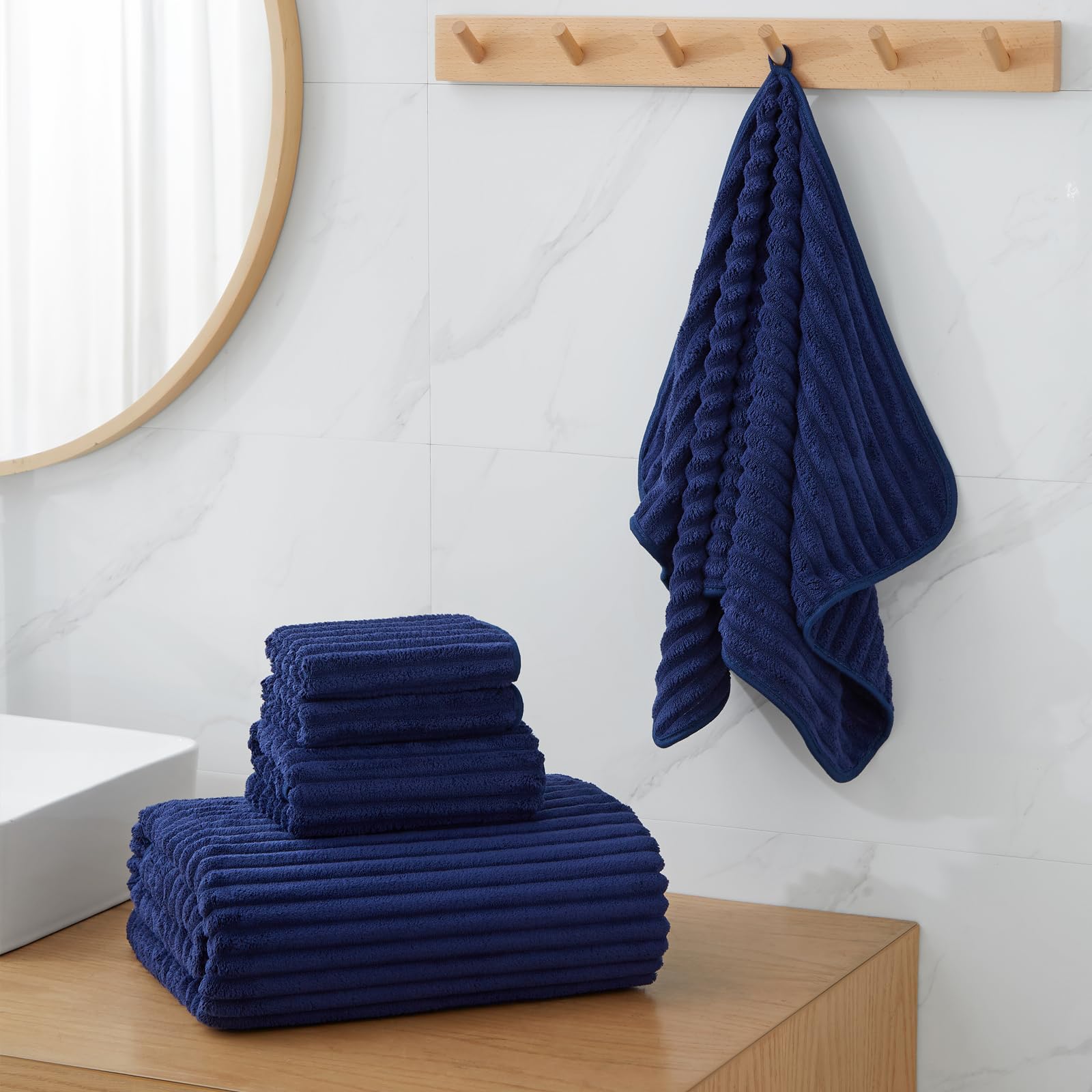 NALIVO extra-large bath sheets deliver soft, plush absorbency after shower or pool.