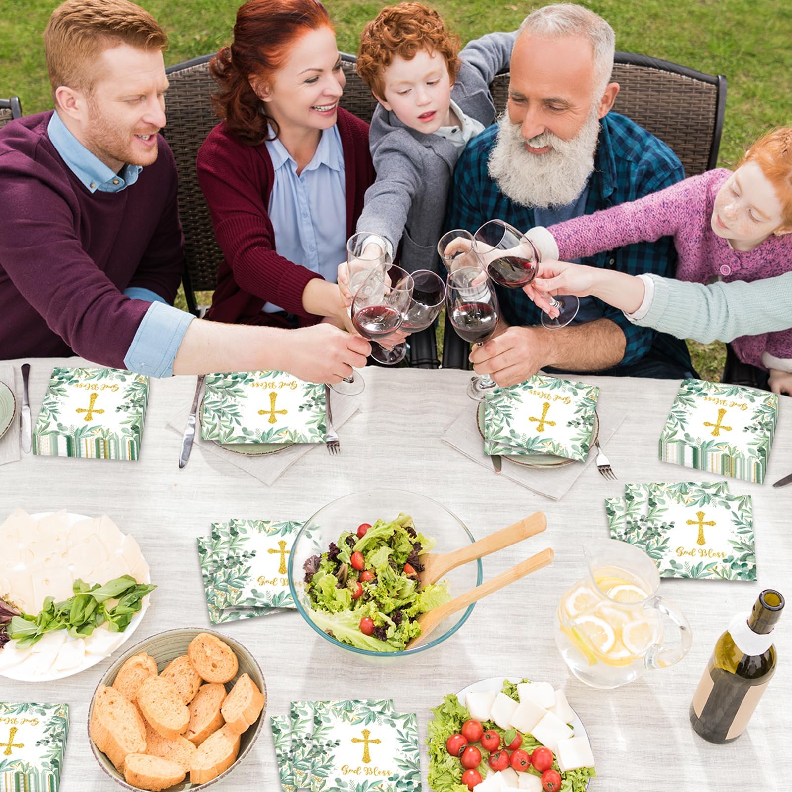 Naozinebi 2-ply napkin provides quick stain control during celebrations.