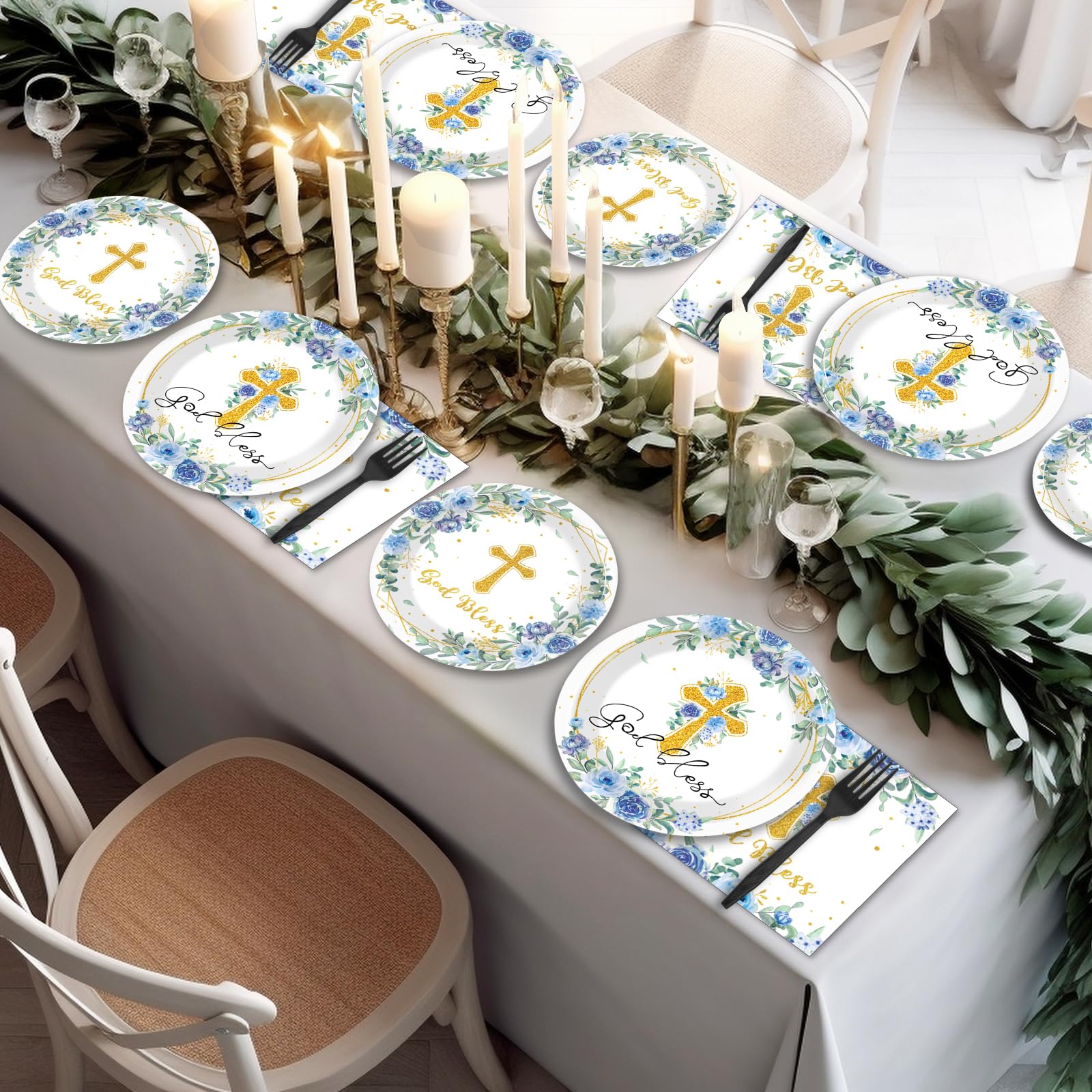Naozinebi blue floral dinnerware adds elegant christening décor.
