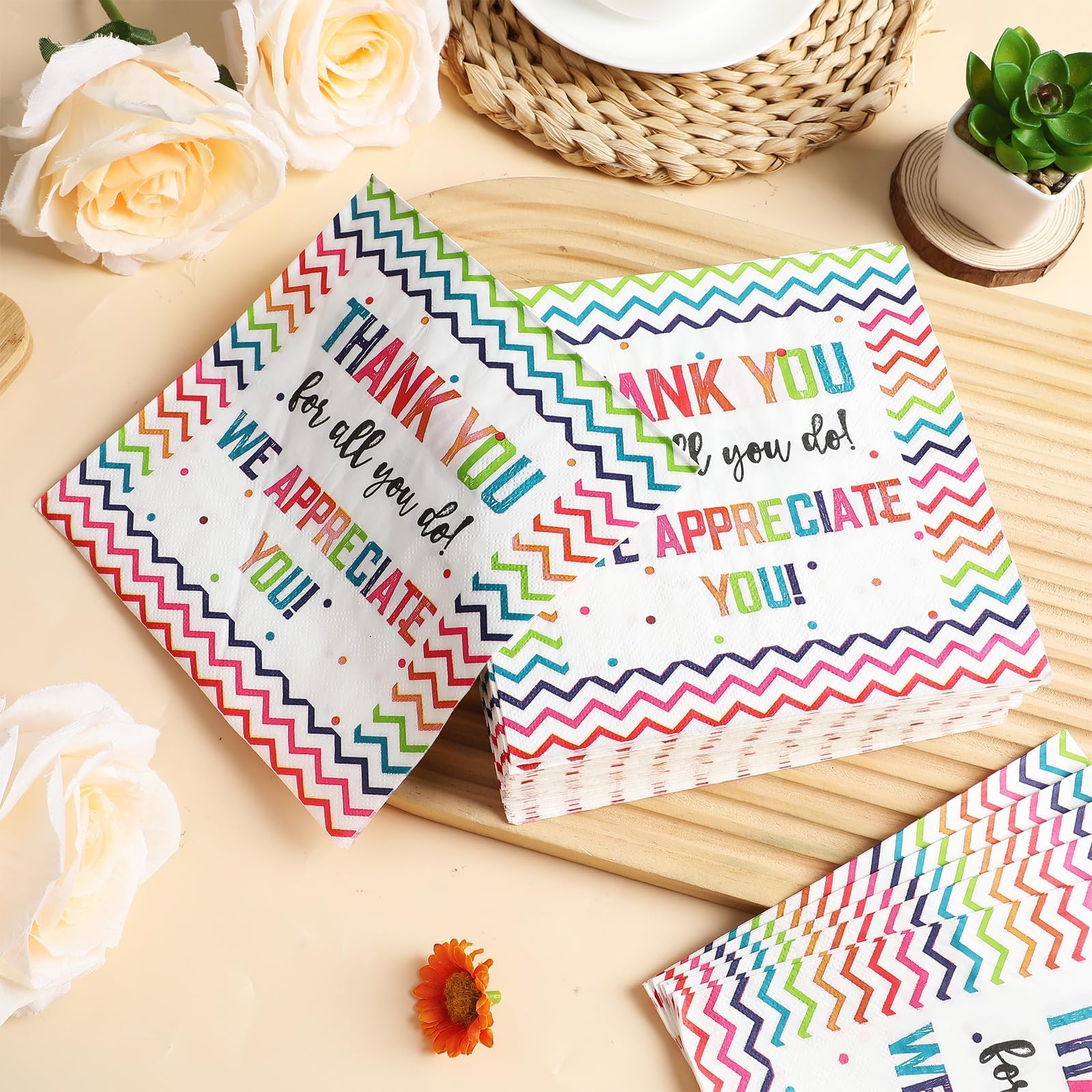 Naozinebi napkins rolled neatly on a table for quick cleanup
