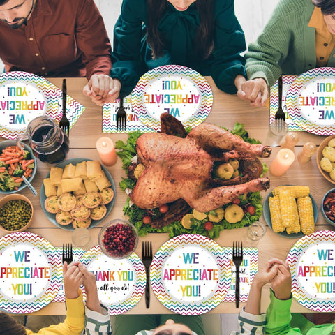 Naozinebi tableware set overview for quick celebration setup and cohesive decor