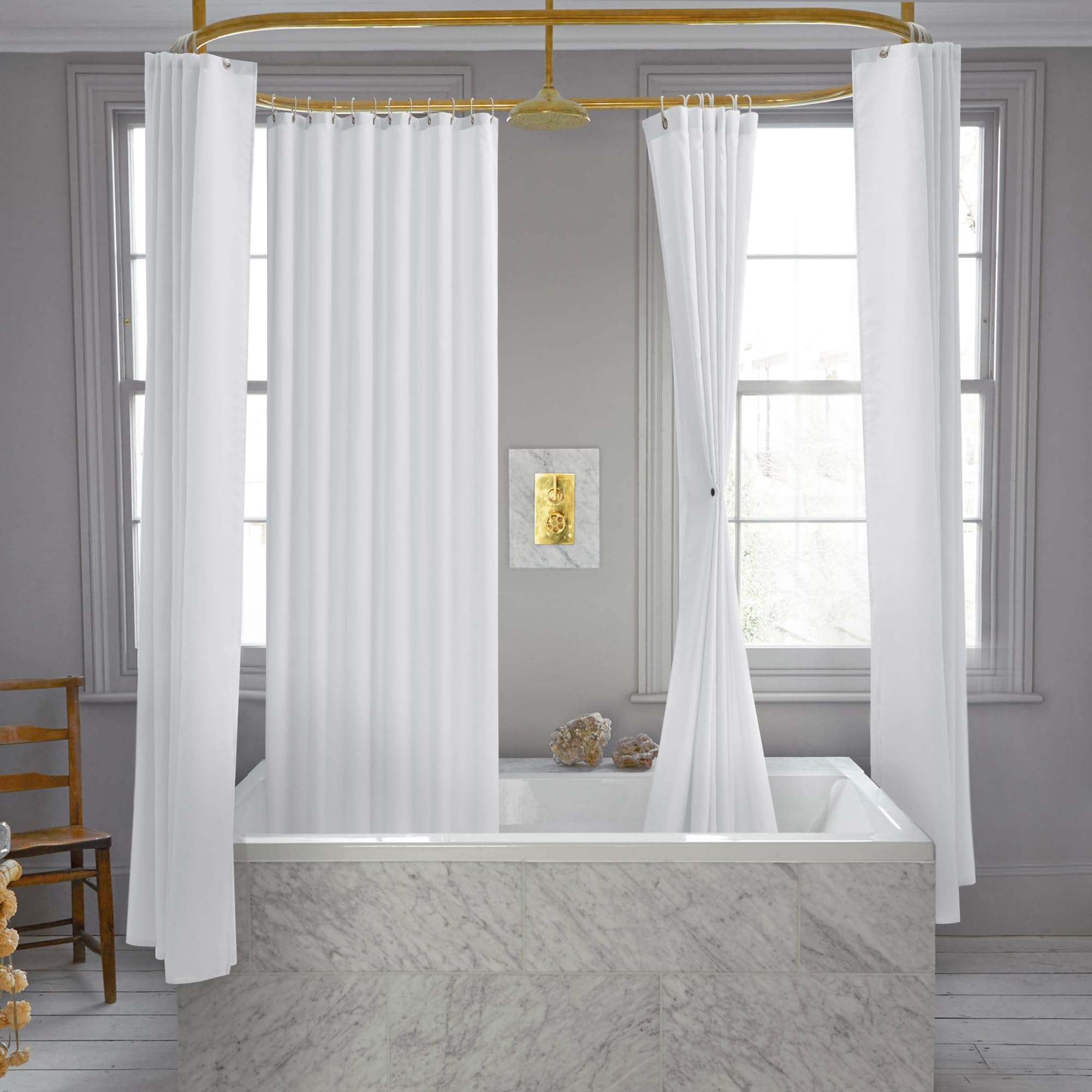 Nasitos liner shown for versatile inside and outside tub use.