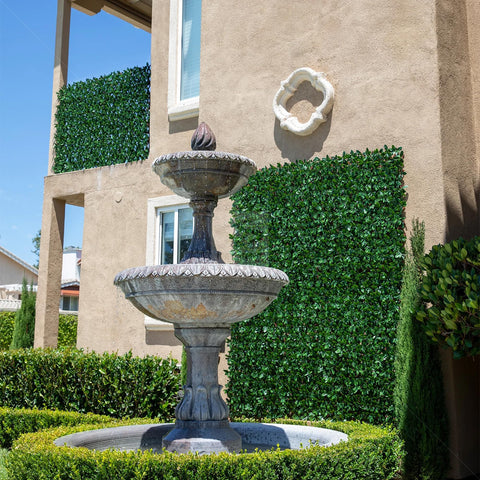 NatraHedge patio privacy screen creates a private, inviting outdoor nook.