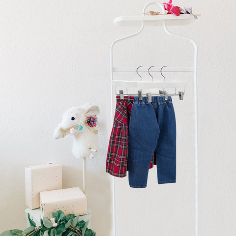Nature Smile baby clothes hanger in white for organized closet