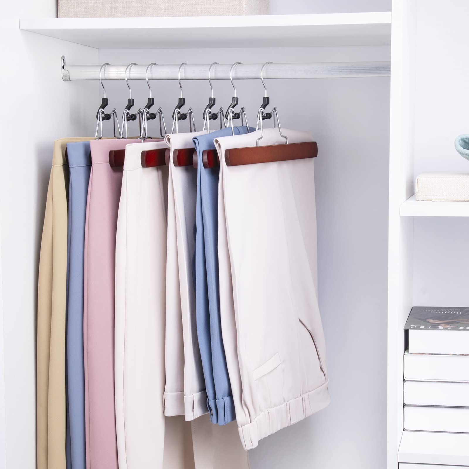 Nature Smile space-saving hangers keep your closet neat and accessible.