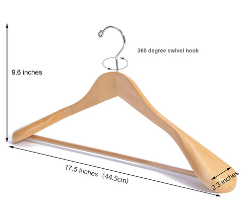 Nature Smile extra-wide shoulder hanger protects suits and coats from pressure.