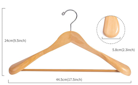 Nature Smile wooden hanger with glossy finish and wide shoulders