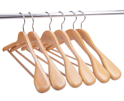 Nature Smile screw-fixed bar improves stability for heavier outerwear