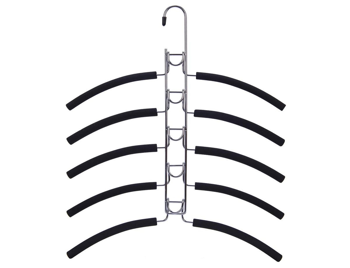 Nature Smile no-shoulder-bump hangers in a 4-pack keep garments secure and scratch-free.