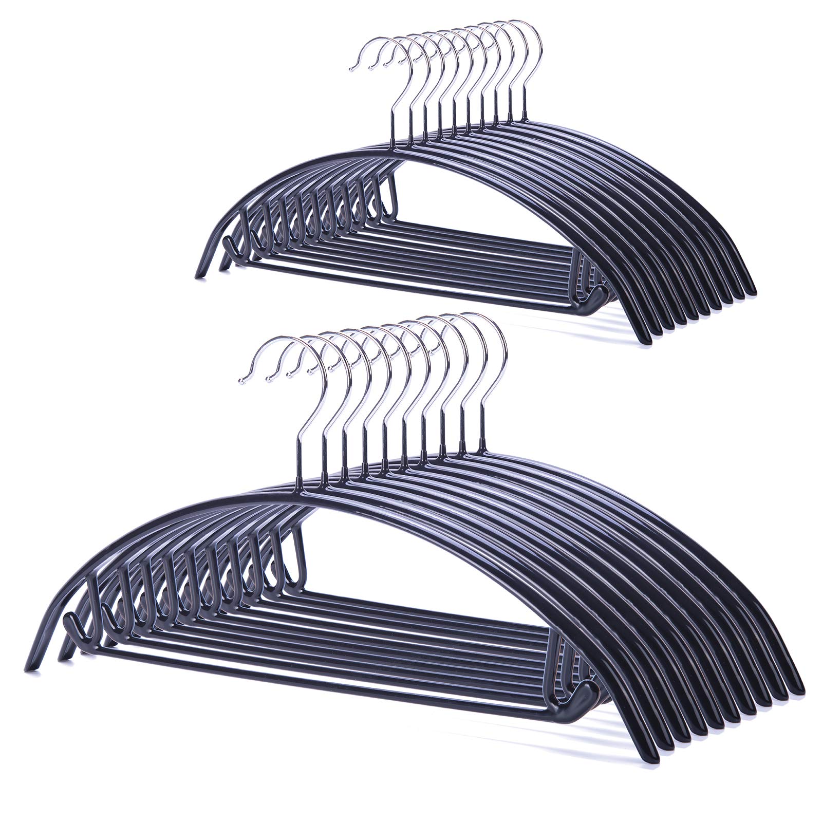 Nature Smile non-slip PVC hanger set keeps tops secure and organized.