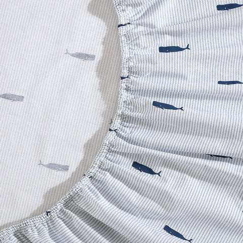 Nautica fitted sheet with elastic around all sides for a snug wake-up fit.