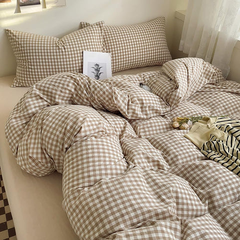 Nayoroom brown gingham corner ties keep the insert securely in place.