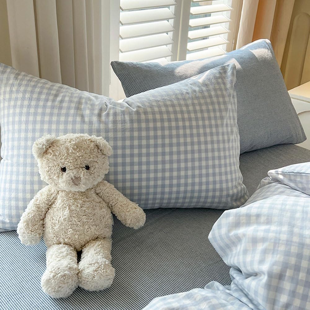 Nayoroom easy care machine wash cold keeps bedding fresh.