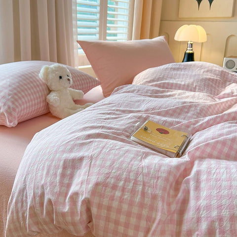 Nayoroom pillowcases with envelope closures simplify refreshing bedding.