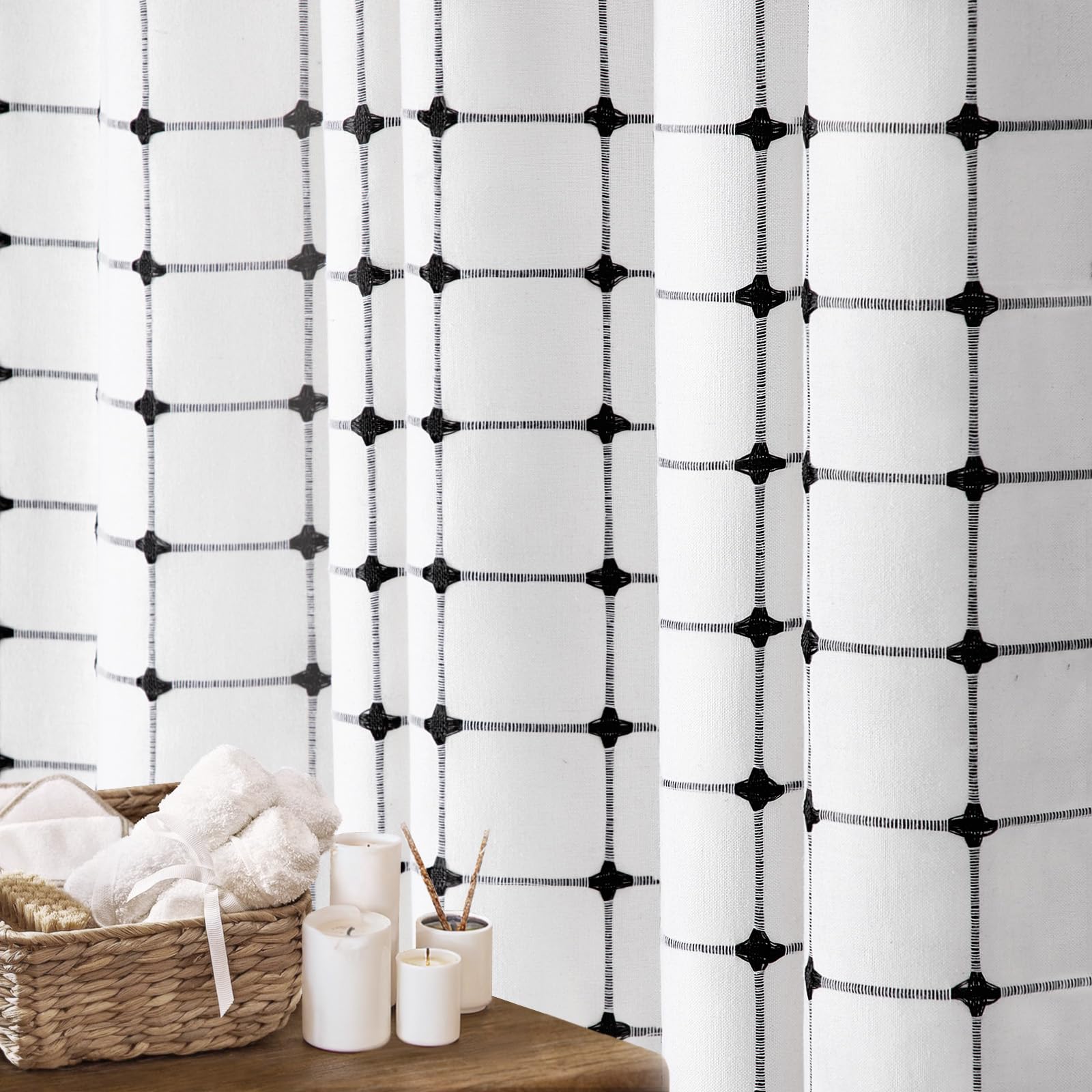 NDDYCU embroidered plaid pattern adds visual texture and charm.