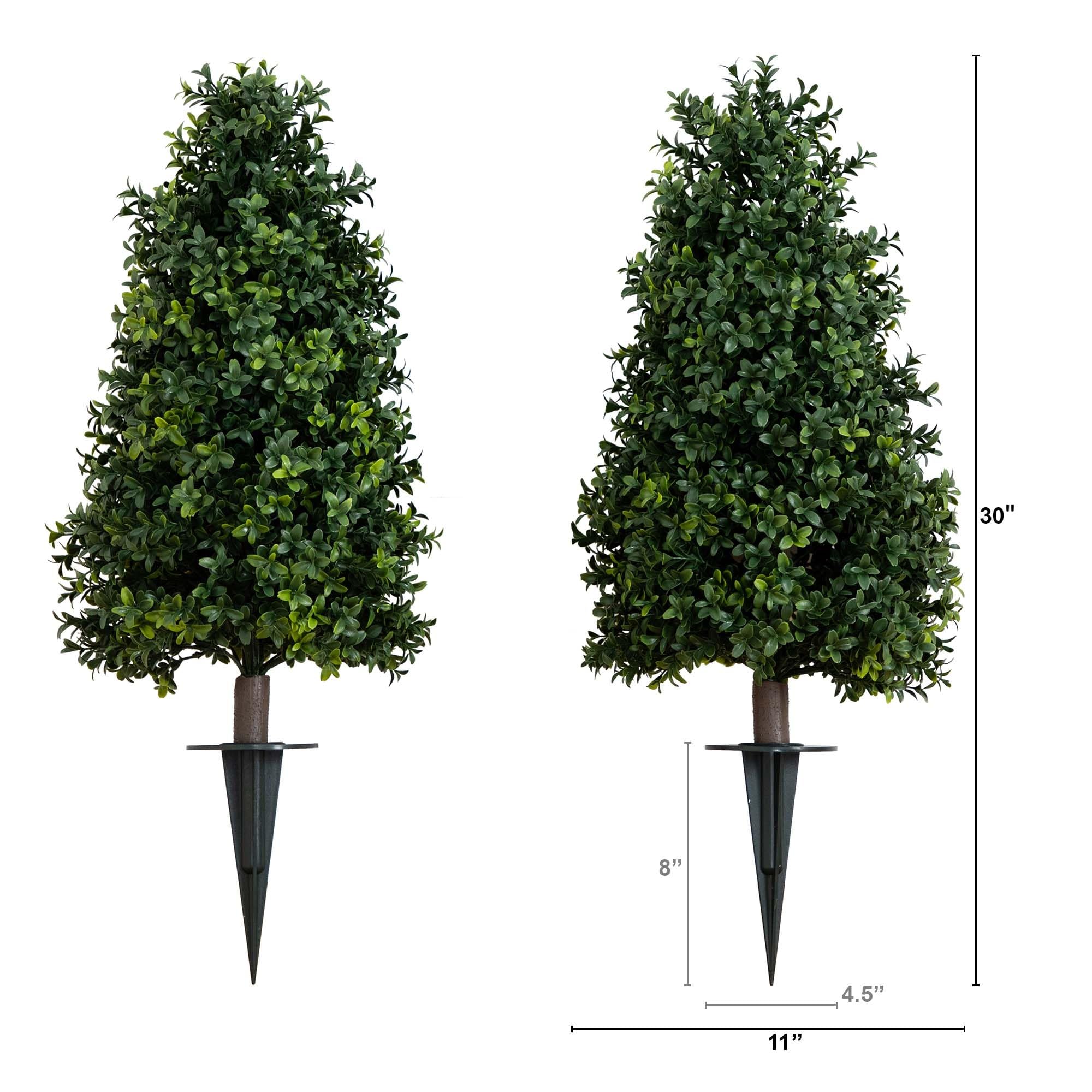 Nearly Natural boxwood backyard display brings tranquil green vibes.