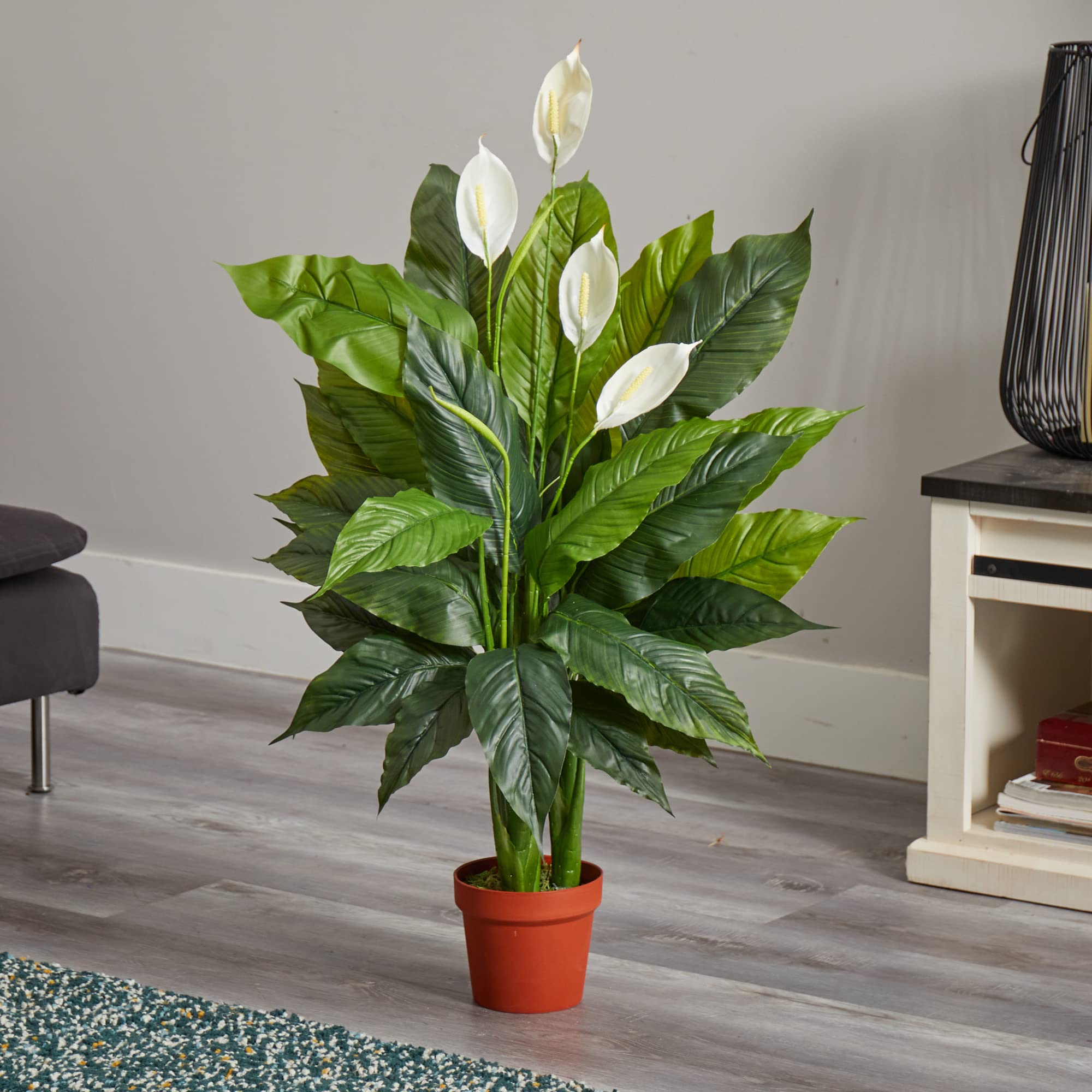 Nearly Natural Peace Lily features bendable stems for easy reshaping.