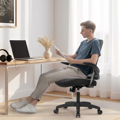 NEO CHAIR 360° swivel base enables smooth, flexible movement