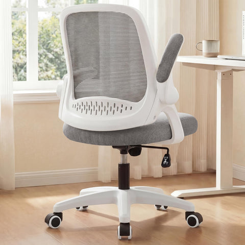 NEO CHAIR breathable mesh back for airflow and cooling during long sessions.