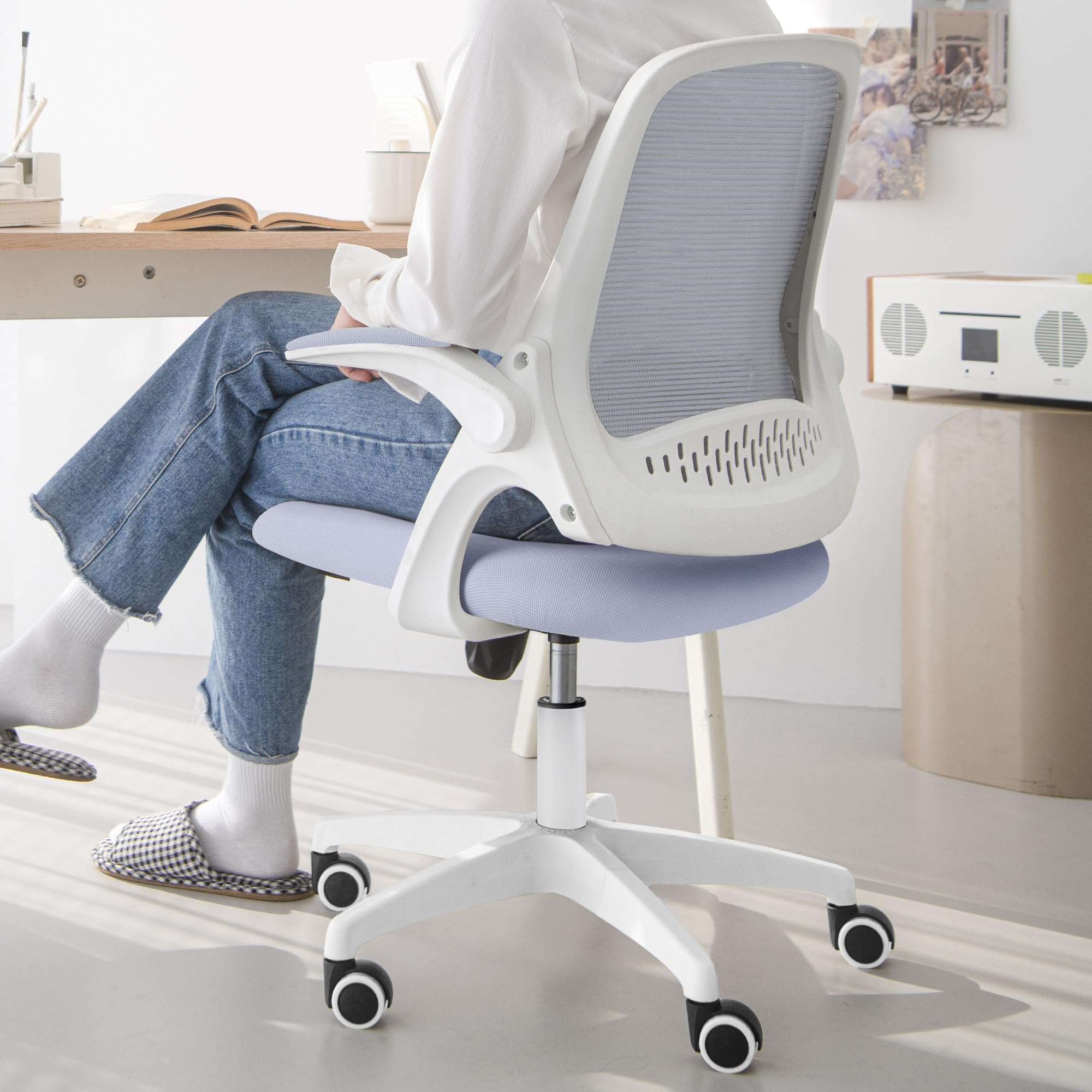 NEO CHAIR FSC-certified wood frame adds durable internal support