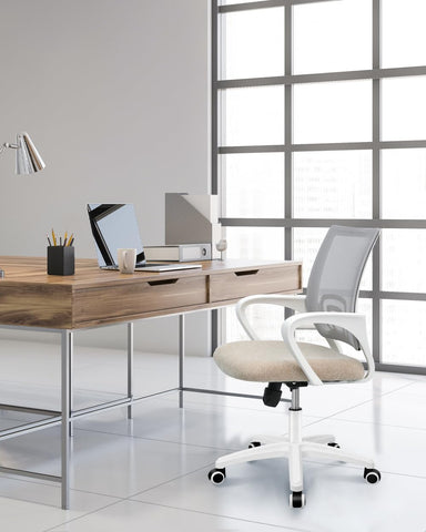 NEO CHAIR cushion core with FSC certified wood inside for eco friendly comfort.