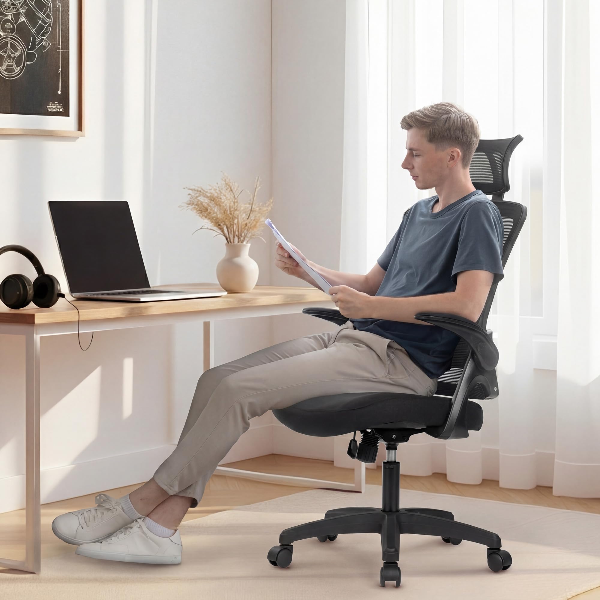 NEO CHAIR stylish black design fits office, study, and gaming spaces.