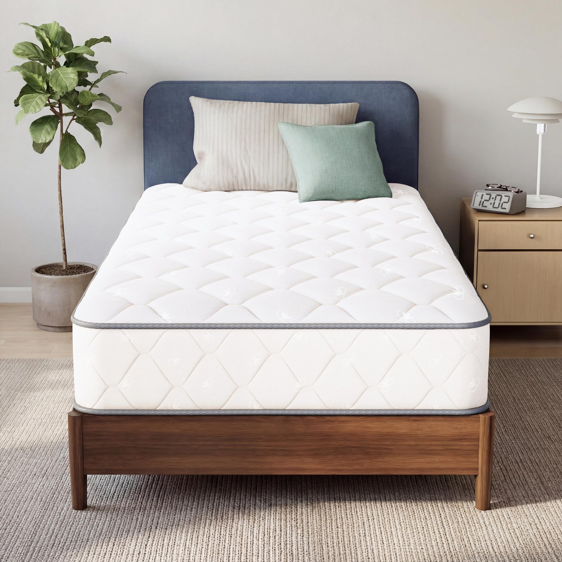 Neo Sleep Twin 8-inch hybrid mattress in a box, easy setup for small spaces.