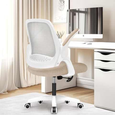 NEO CHAIR FSC wood frame provides sturdy internal support.