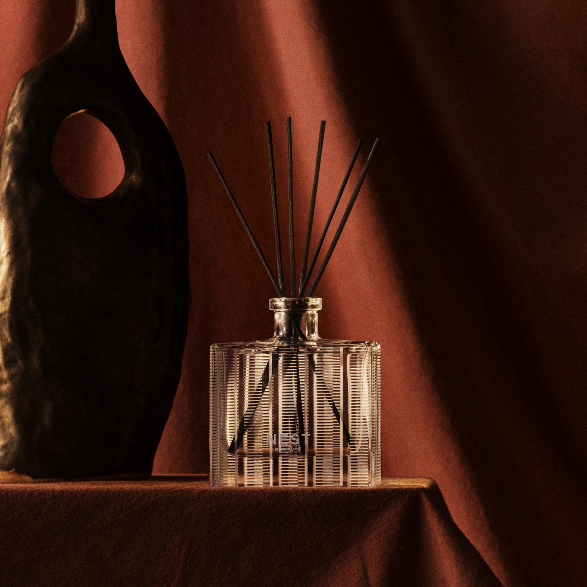 Eight natural reed sticks ensure steady, long-lasting fragrance across living spaces