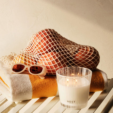 Grapefruit fragrance close-up showing refreshing notes for the senses