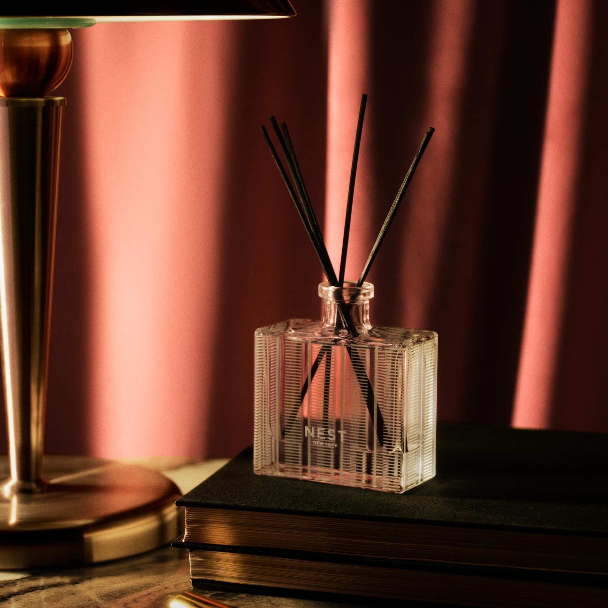NEST New York Rose Noir & Oud liquid close-up promises rich, long-lasting ambience