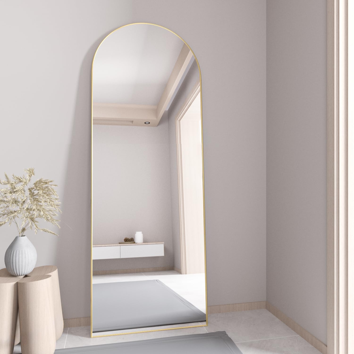 NEUWEABY gold arch mirror enhances decor and naturally brightens surrounding area.
