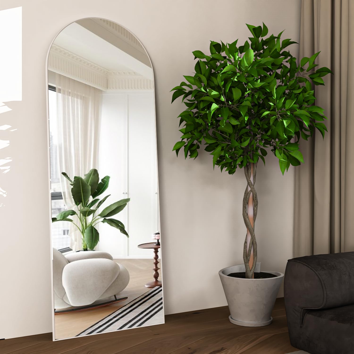 NEUWEABY home entry dressing mirror welcomes guests with style.