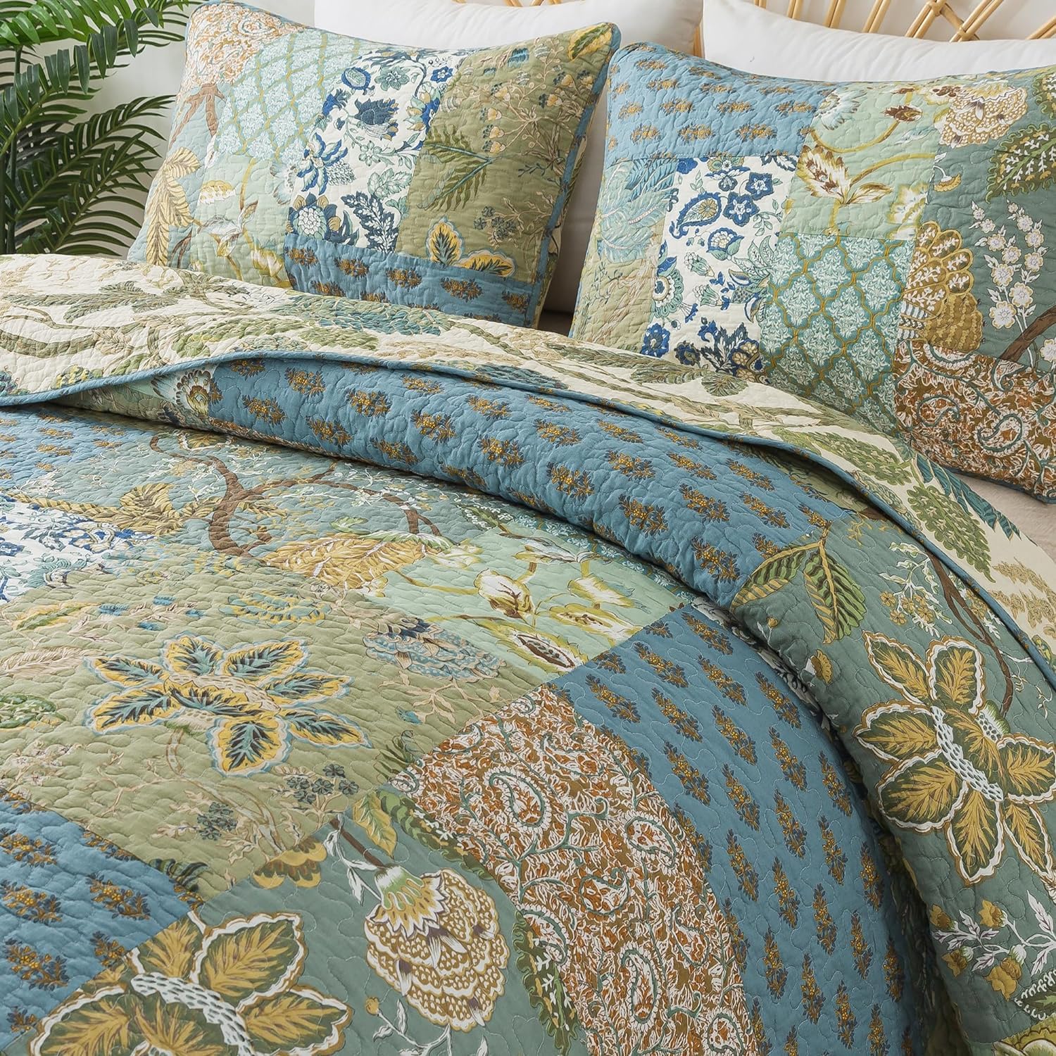 NEWLAKE quilt is machine washable for easy care and lasting beauty