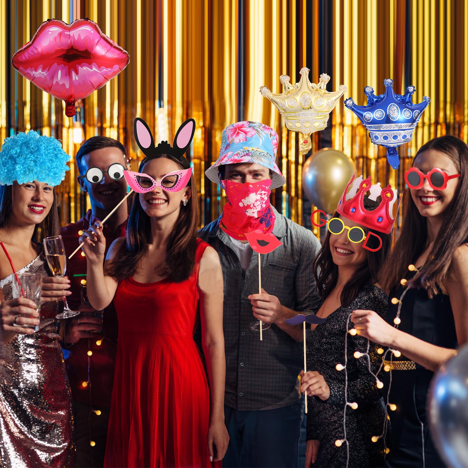 NICOWARM aluminium foil balloons provide eye-catching backdrop accents.
