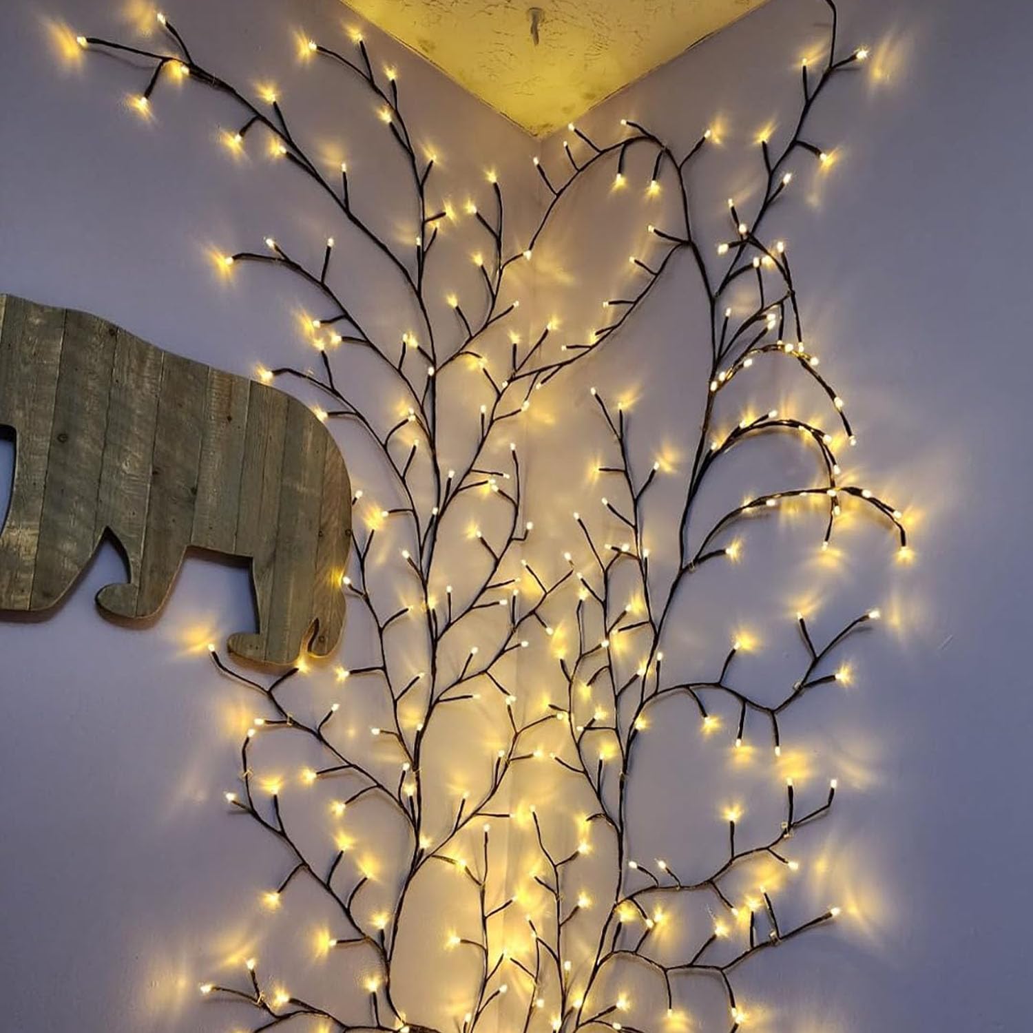NIDISETPJAS Enchanted Willow Vine Lights 18-branch design detail