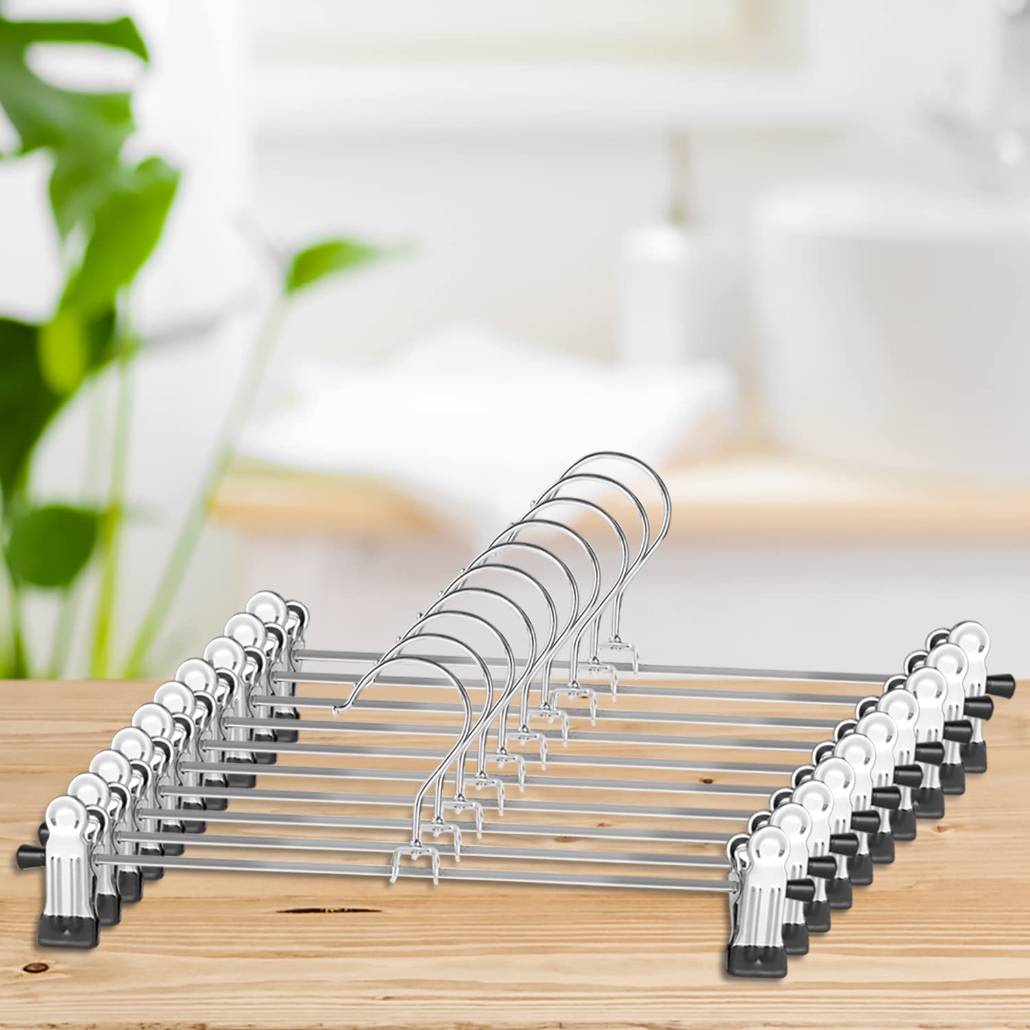 NORTHERN BROTHERS space-saving closet hangers simplify wardrobe
