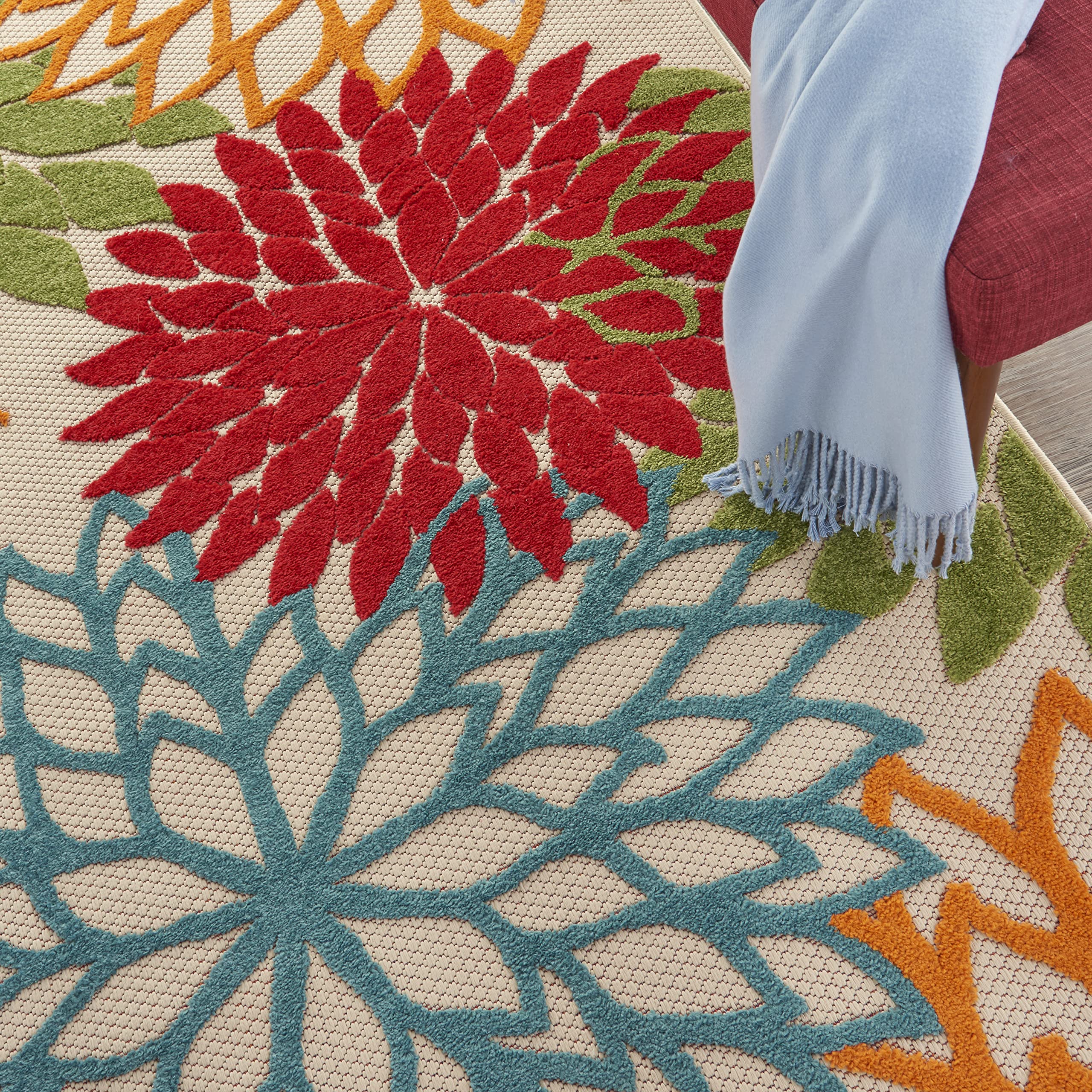 Nourison Aloha soft cut pile rug offers comfortable underfoot feel.