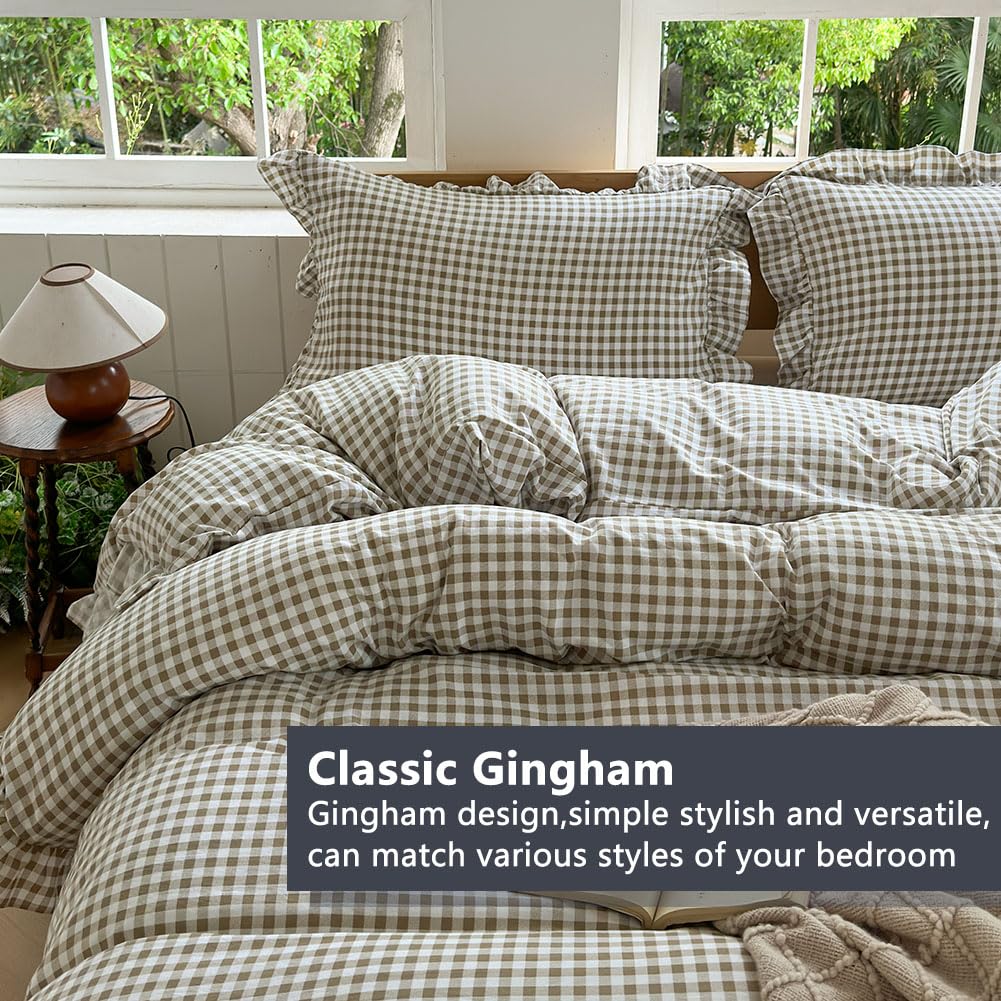NSNLGSGC ruffle edge detail on duvet cover creates subtle feminine texture