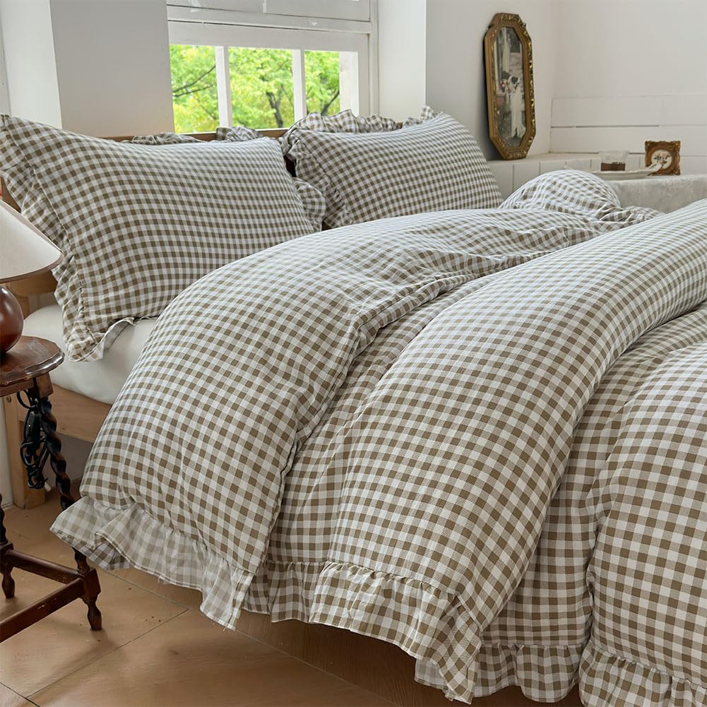 NSNLGSGC tan gingham ruffle duvet cover adds cozy, vintage charm to your bed