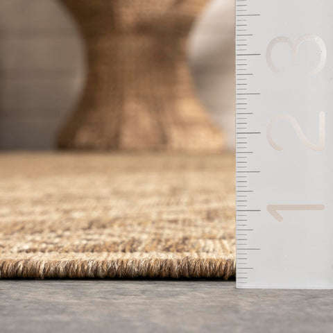 nuLOOM Landry rug with weather resilience for busy outdoor areas.