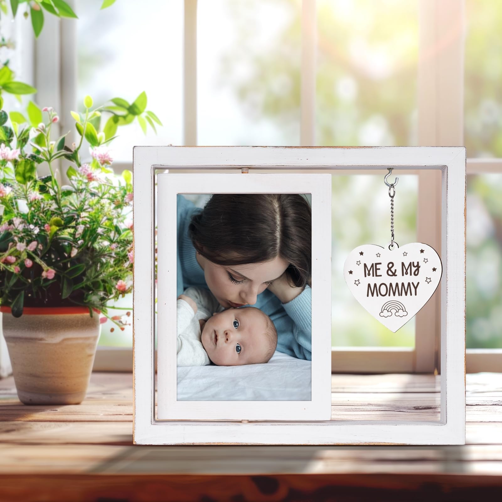 Nuowagify frame with plexiglass cover protects photos from scratches